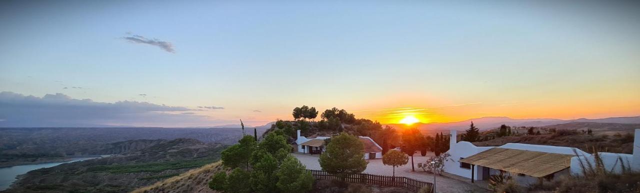 Apartamentos Rurales Mirador Del Negratin Cuevas del Campo エクステリア 写真